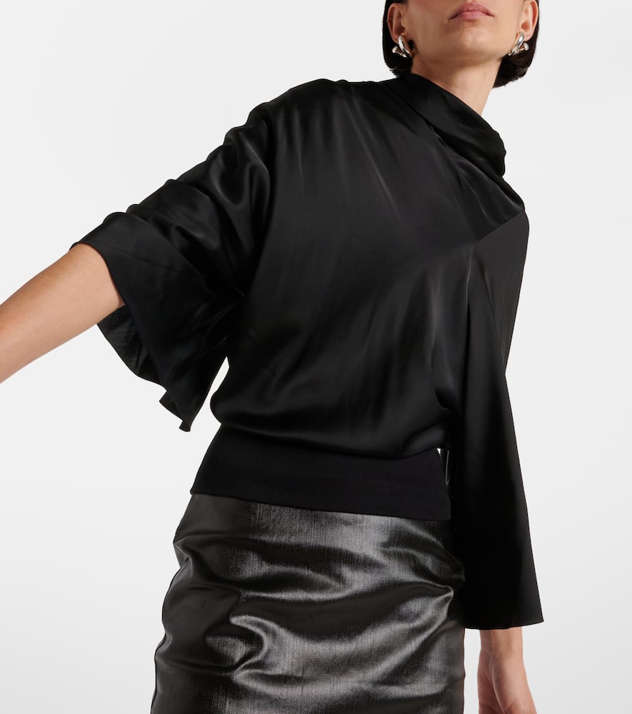 Cylinder draped jersey top