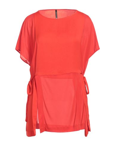 Woman Top Tomato red