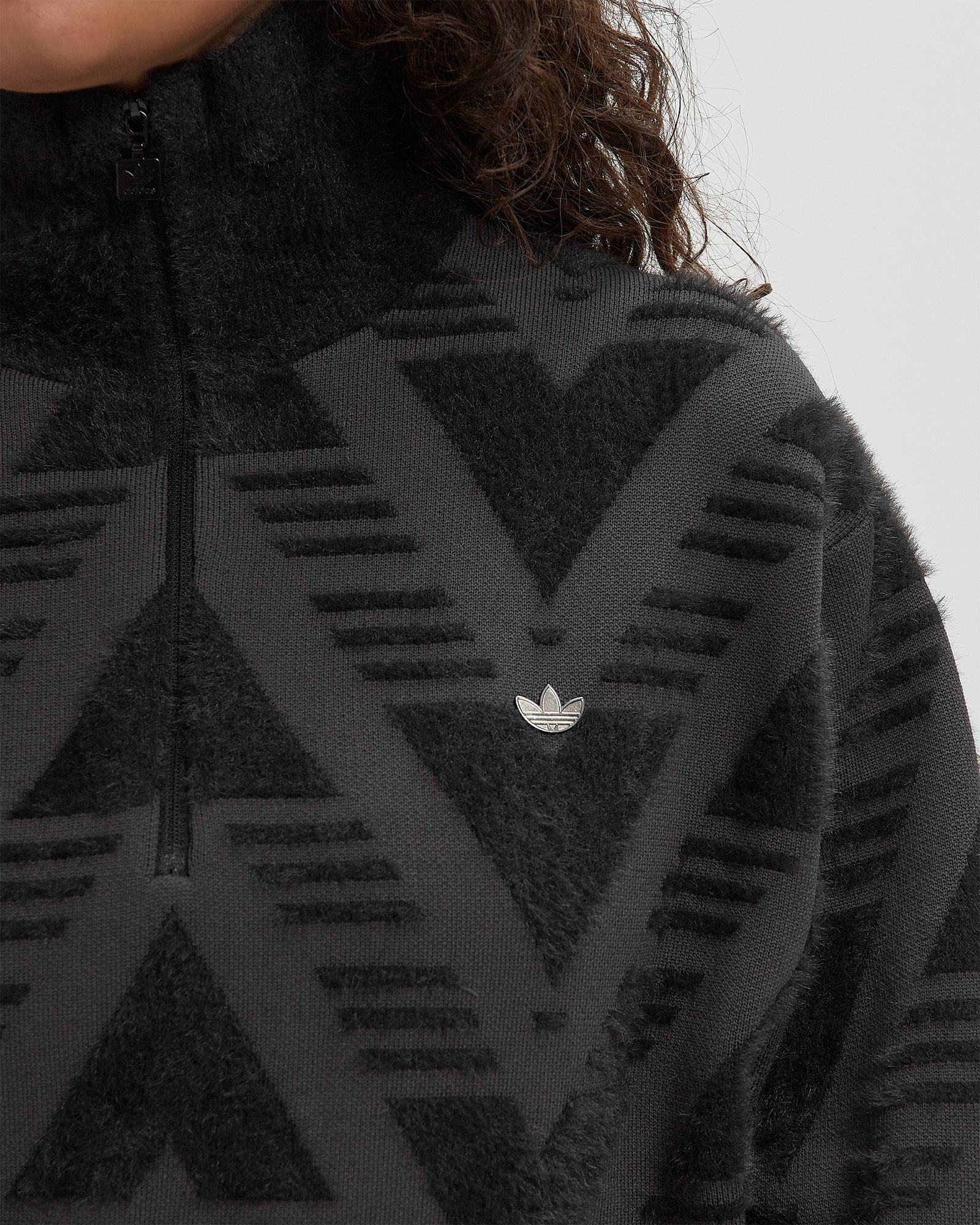 KNIT HALF ZIP