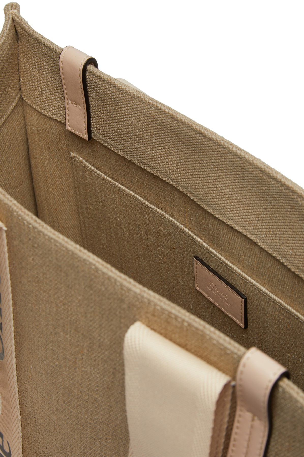 Woody tote bag