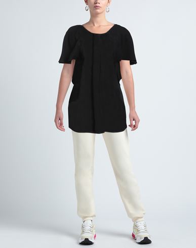 Woman Top Black