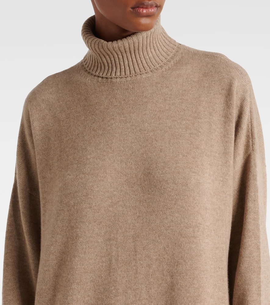 Cashmere midi dress