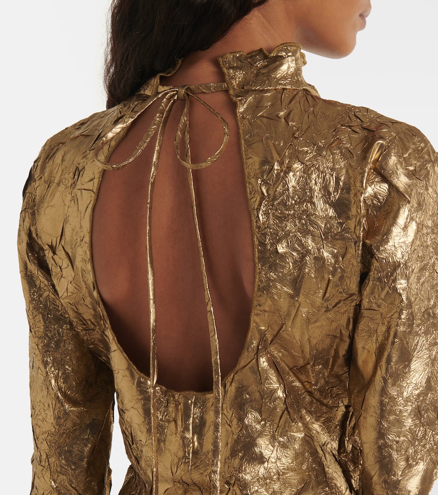 Metallic top