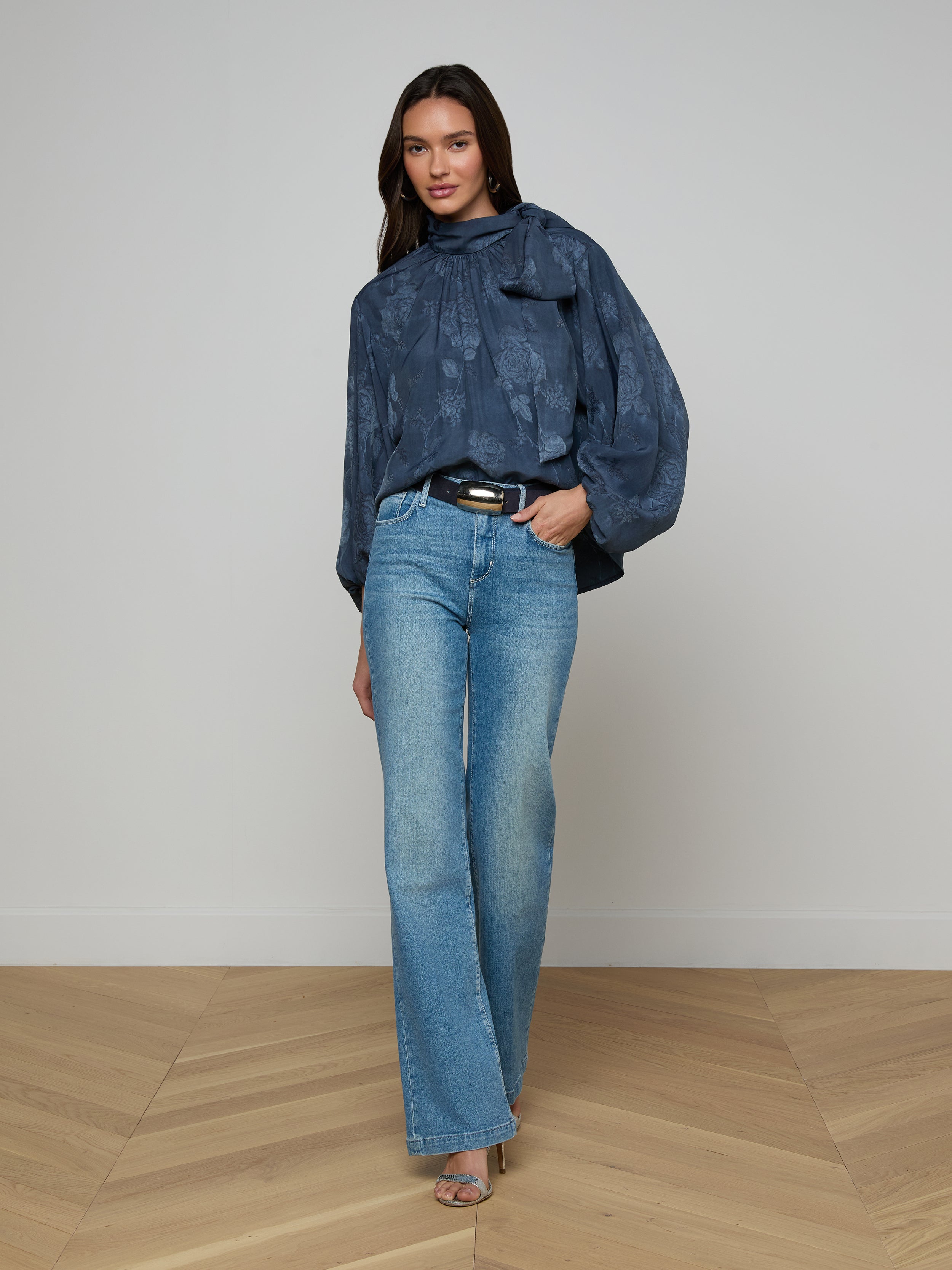 Rhett Oversized Blouse Top In Vintage Indigo Floral
