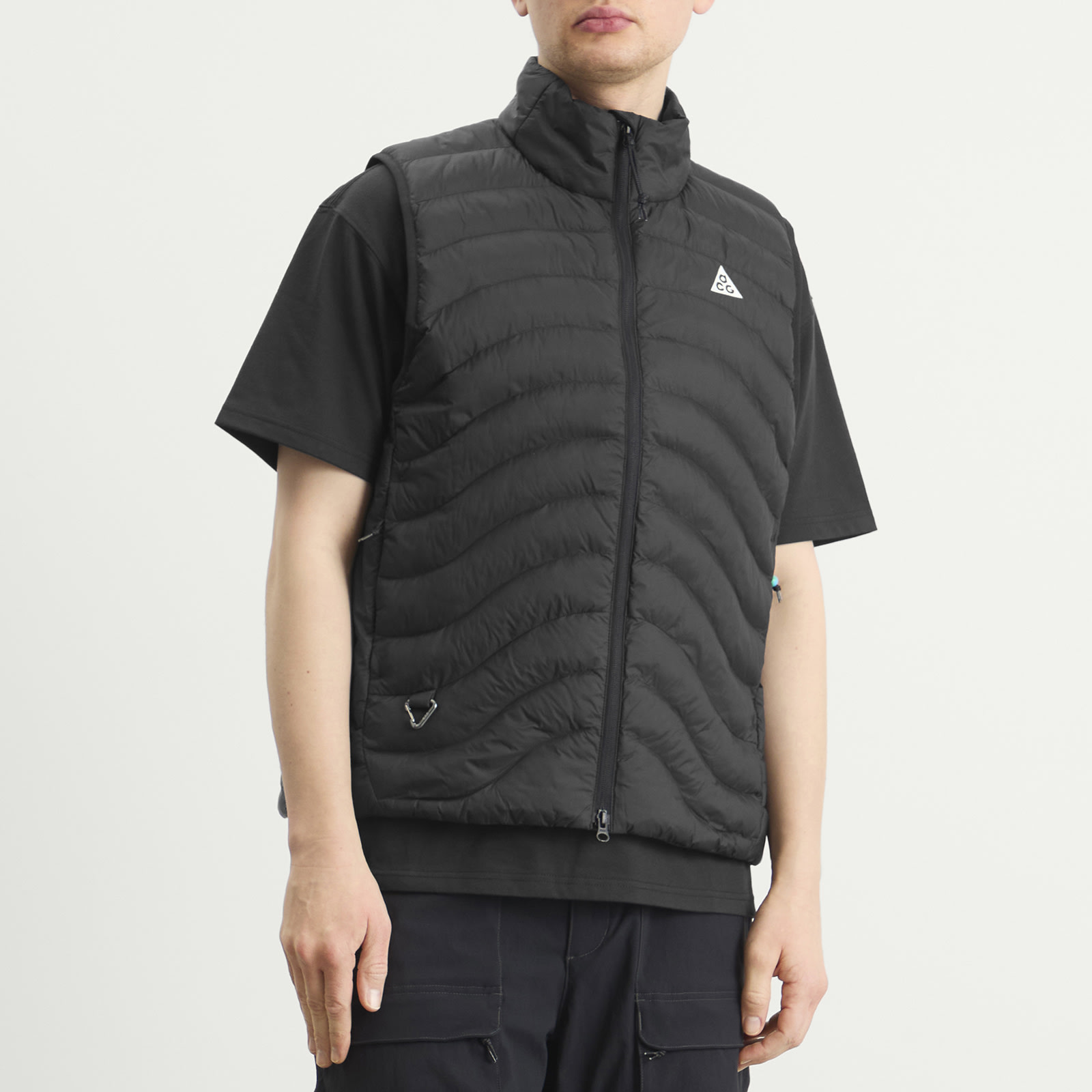 Men's ACG Lava Flow Vest in Black/Summit White