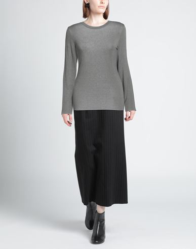 Woman T
