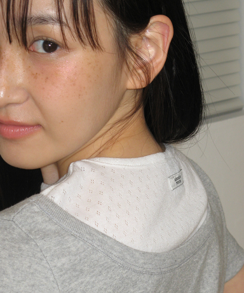 ASYMMETRIC HEART BUTTON LAYERED T SHIRT GREY