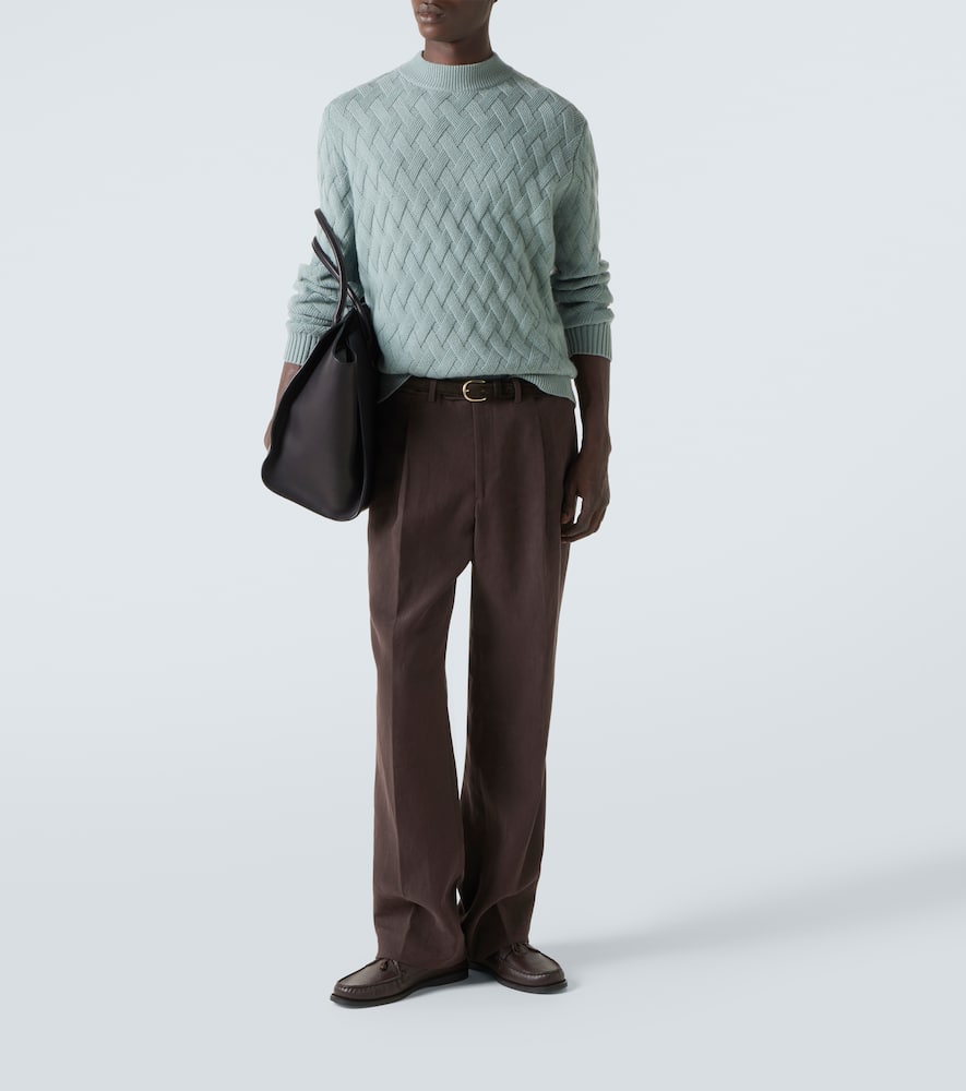 Wool and cashmere sweater