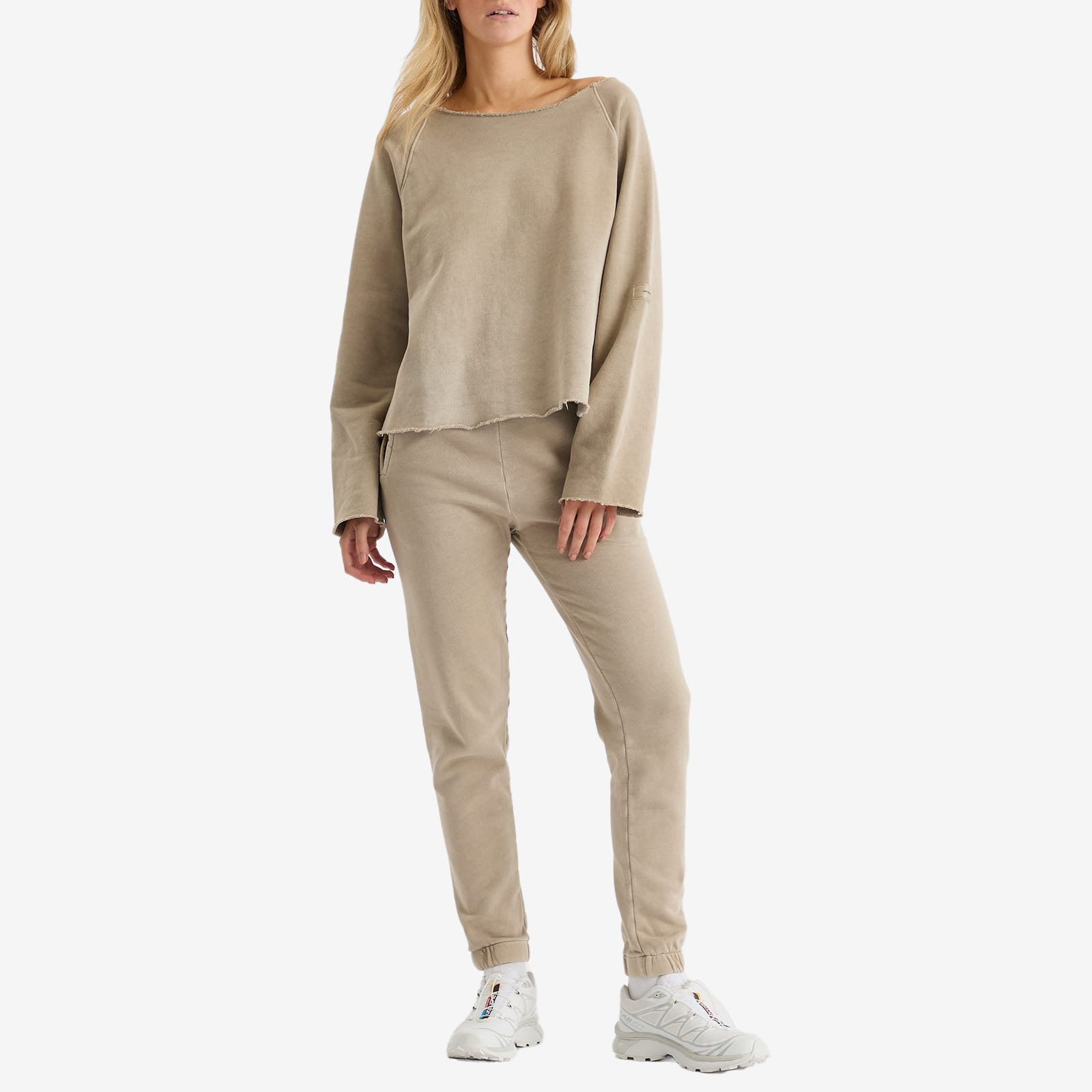 Women's Slouchy Pullover Sweatshirt in Sand
