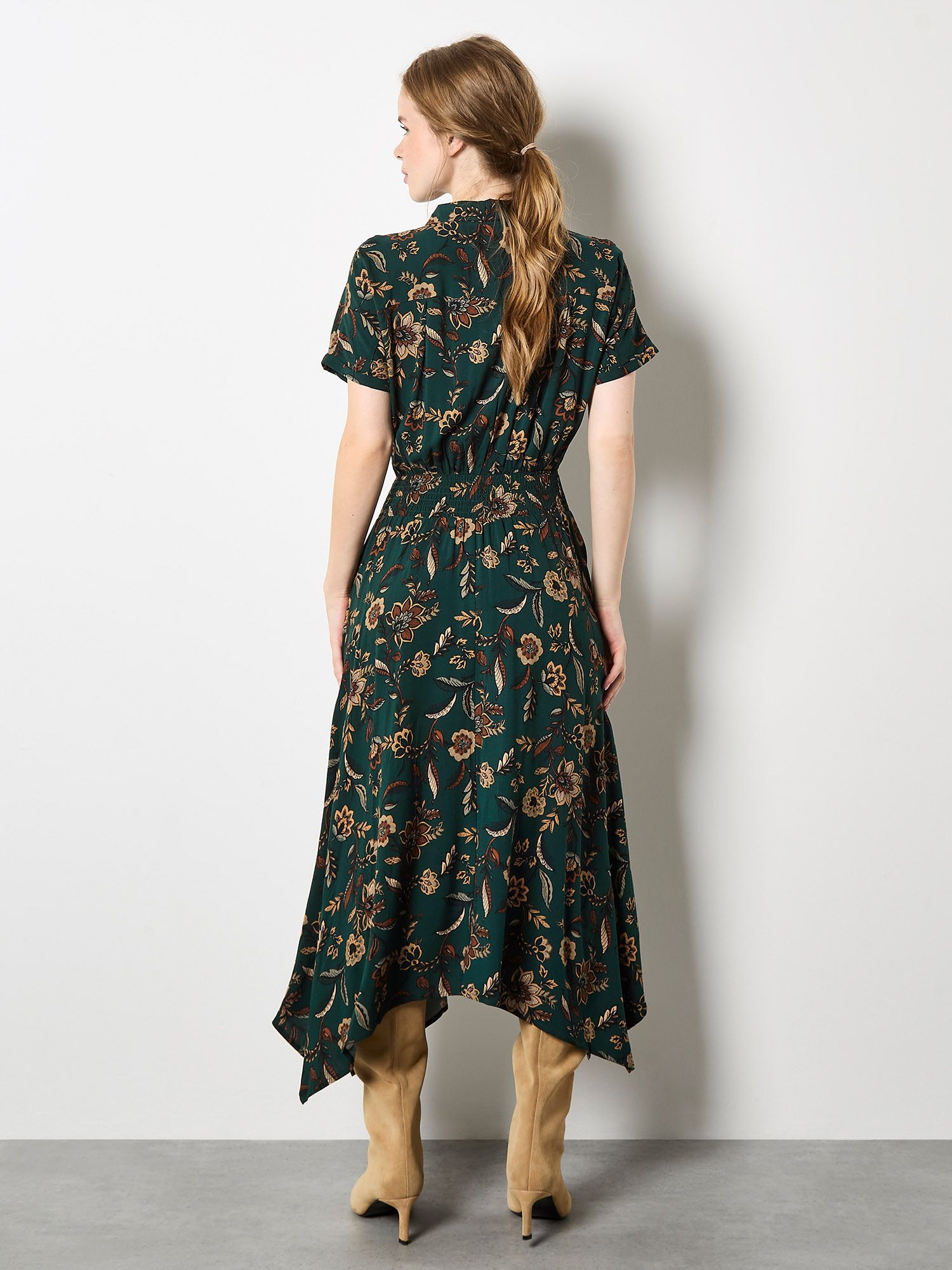 Apricot Women's Sarasa Floral Shirt Midi Dress in Green