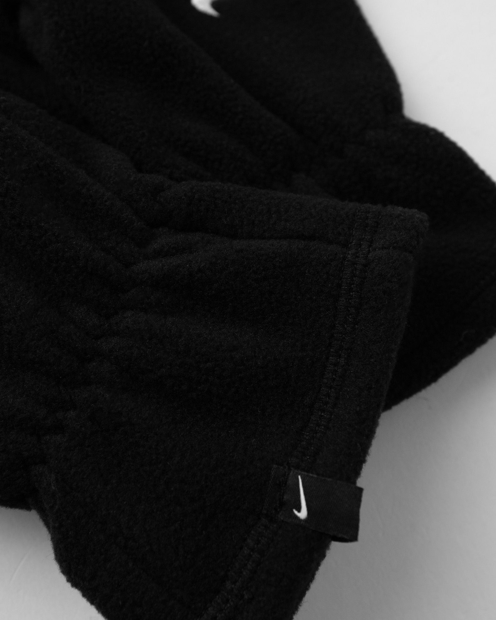 WMNS ONE THERMA-FIT FLEECE TG black male Gloves now available at BSTN