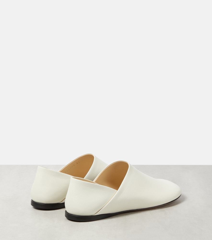 Toy leather slippers