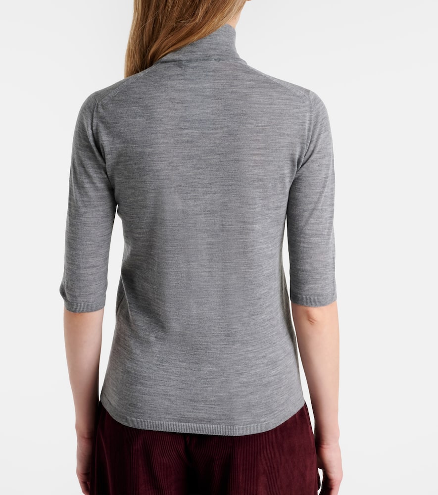 Boa virgin wool sweater