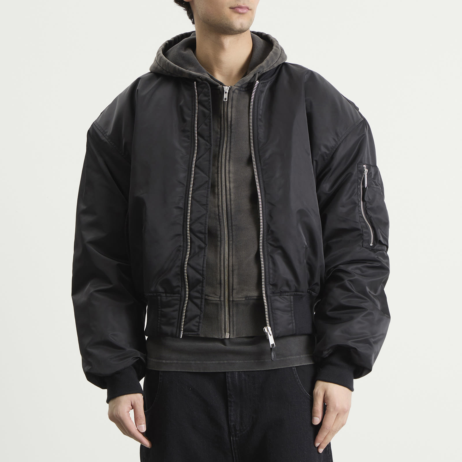 Men's Cropped Broad Bomber Jacket in Oil