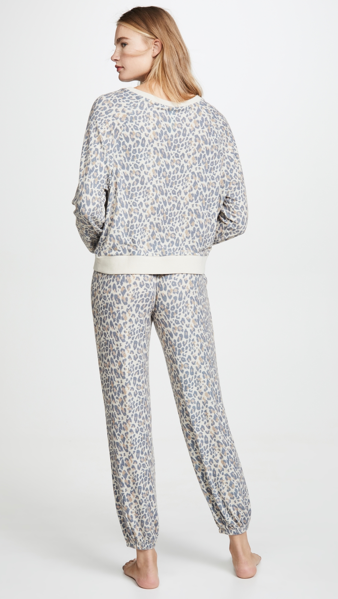 Star Seeker Pajama Set Natural Leopard