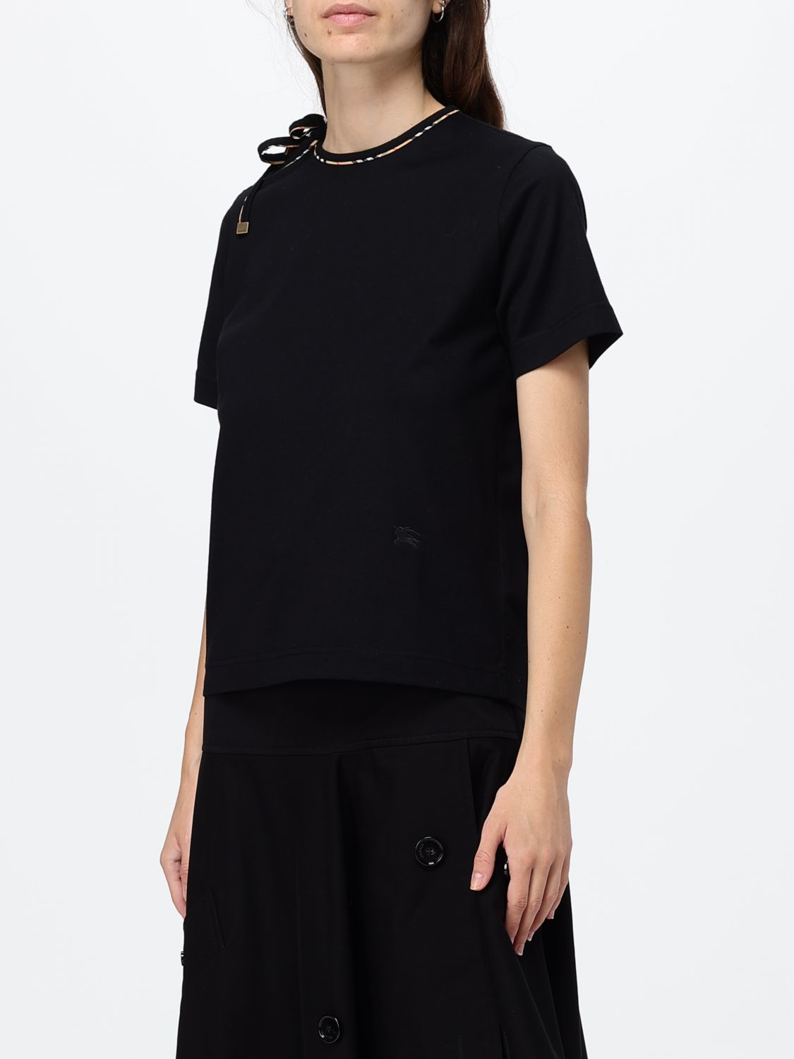T-Shirt Woman color Black