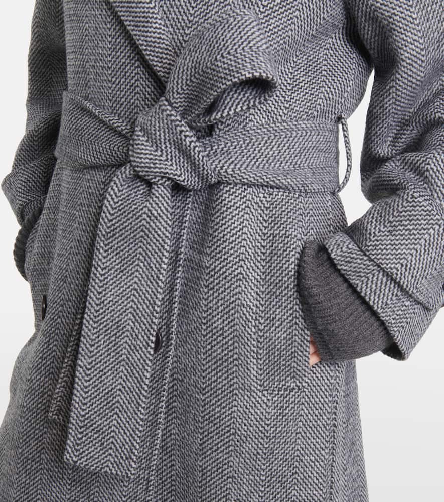 New Navarre virgin wool coat