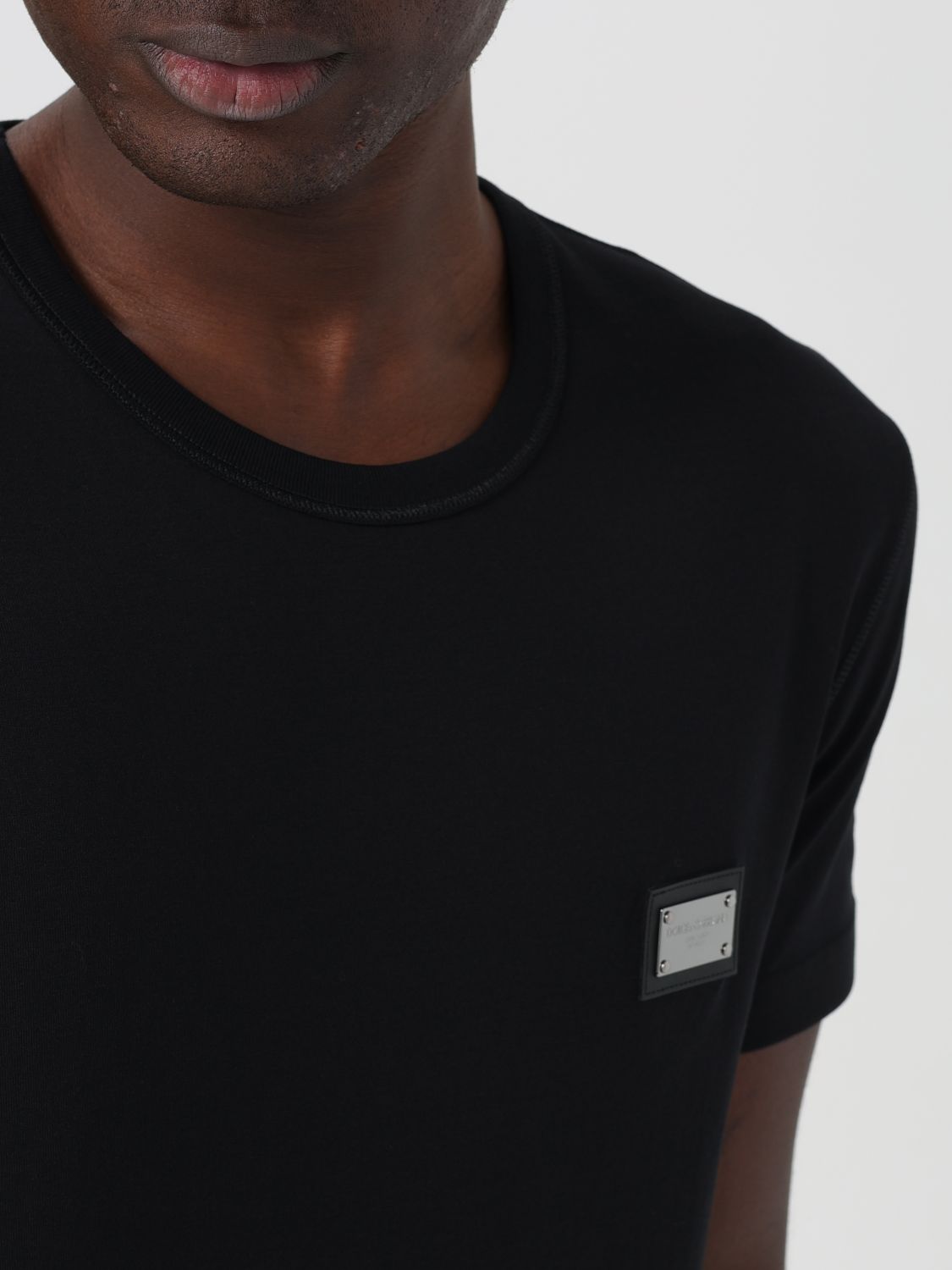 T-Shirt Men color Black