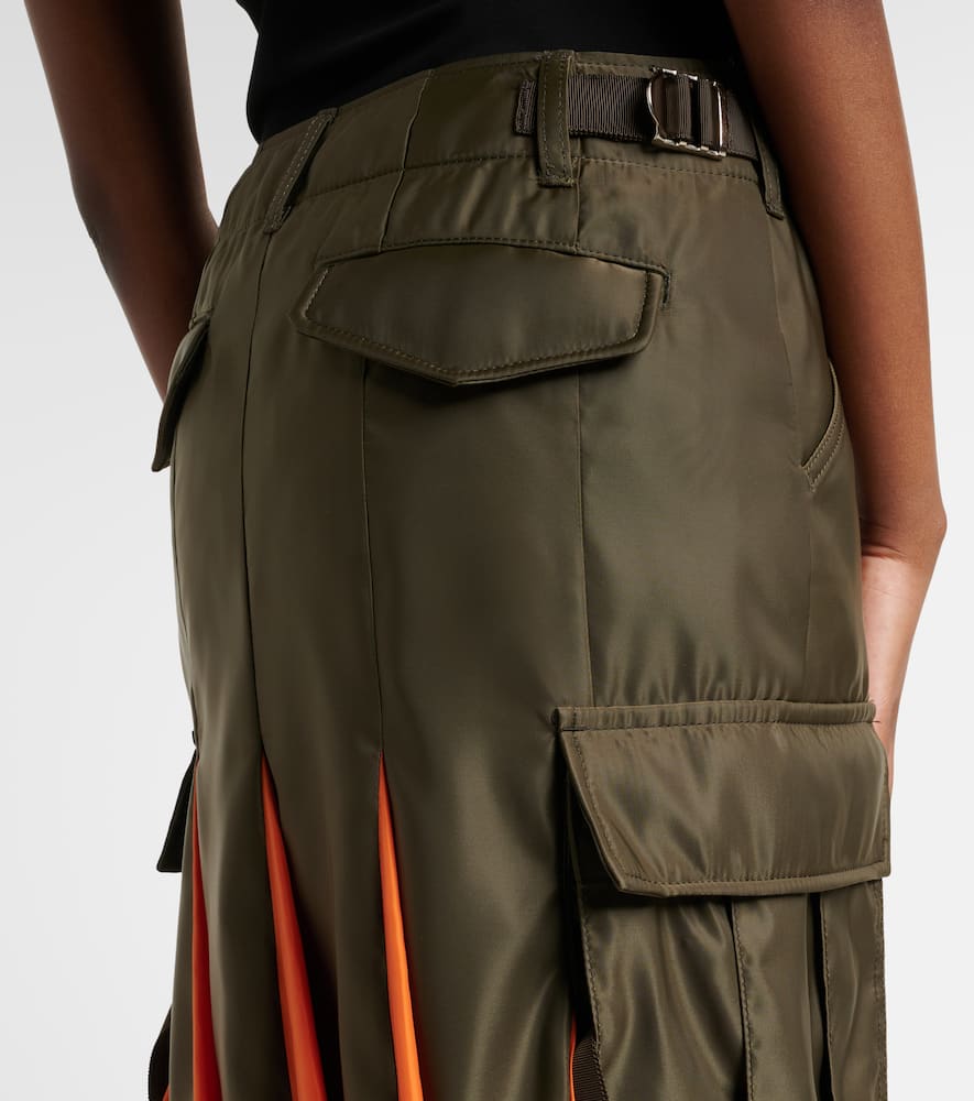 Pleated midi skirt