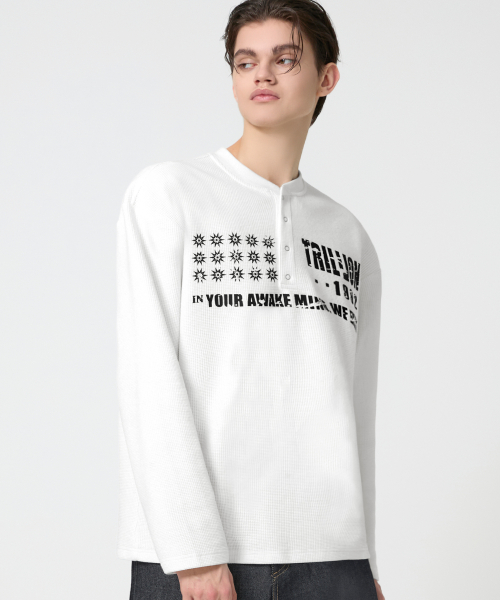Graphic Waffle Henley Neck Long Sleeve_White