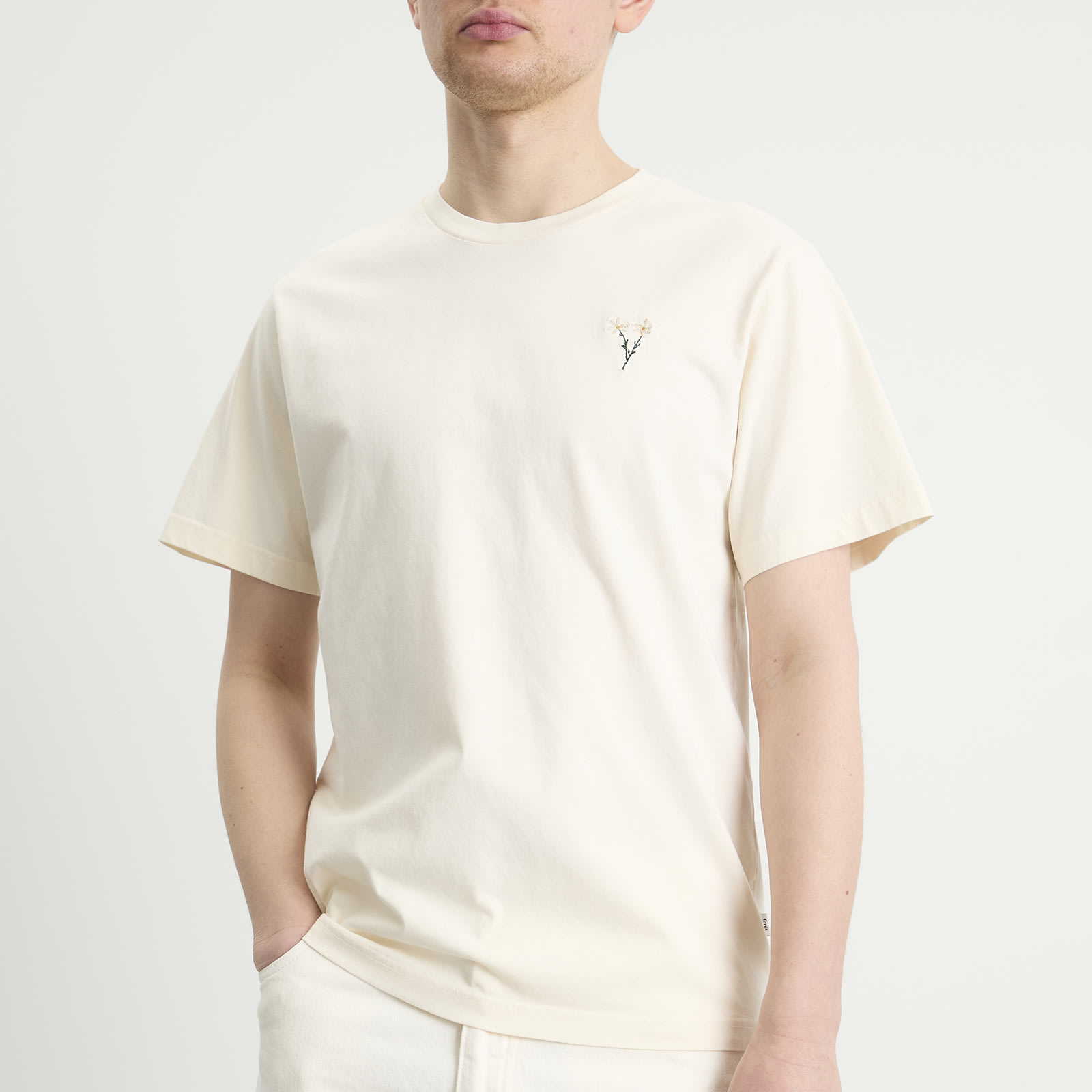 Men's Posy T-Shirt in Cloud