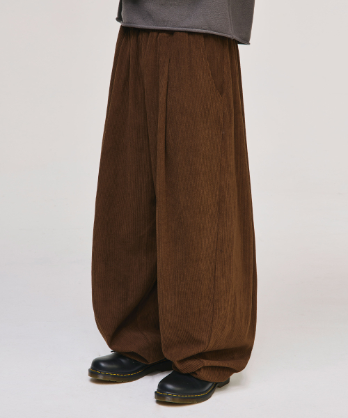 Curved Corduroy Banding Pants