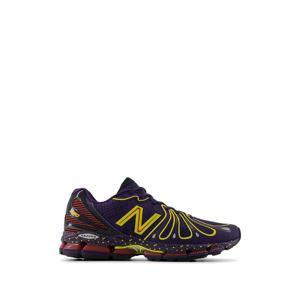 1890 Logo Sneakers