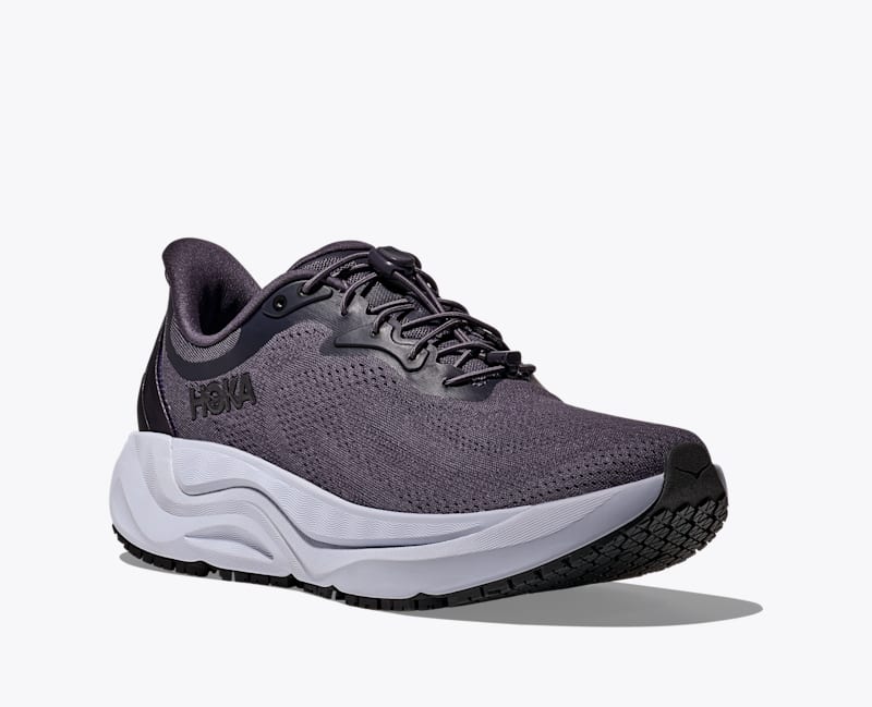HOKA Women's Arahi SR Shoes in Squid Ink/Carbon Black