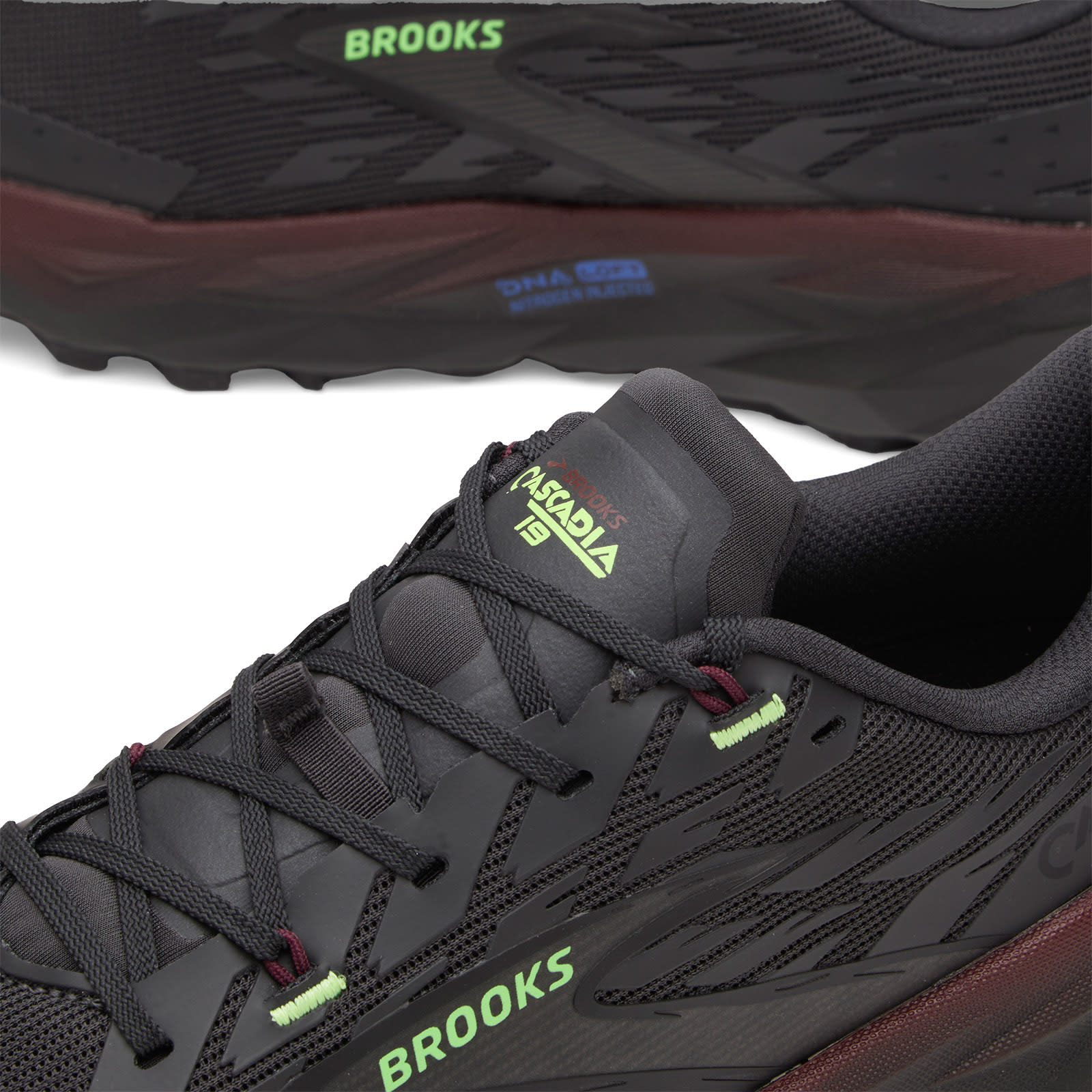 Men's Cascadia 19 Sneaker in Phantom/Rum Raisin/Green