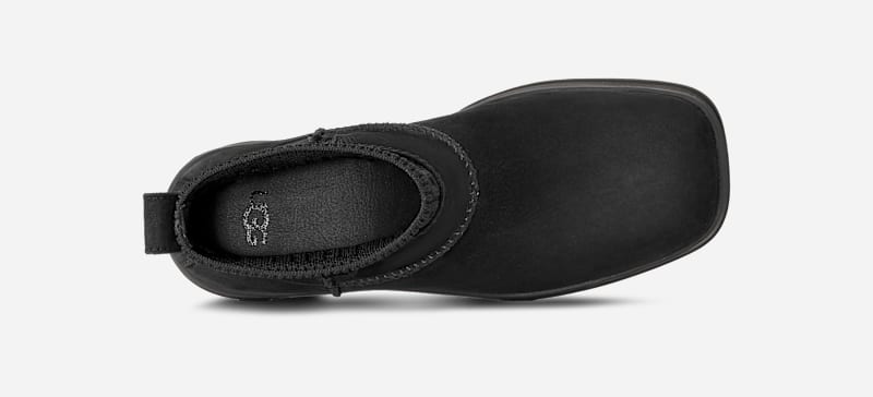 ® Women's Moxy Chelsea Leather Boots in Black