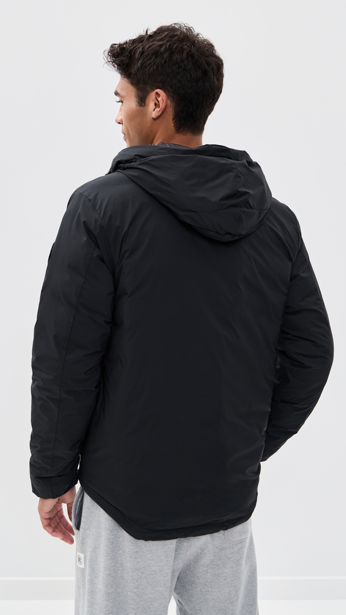 Lodge Black Disc Hooded Jacket Black