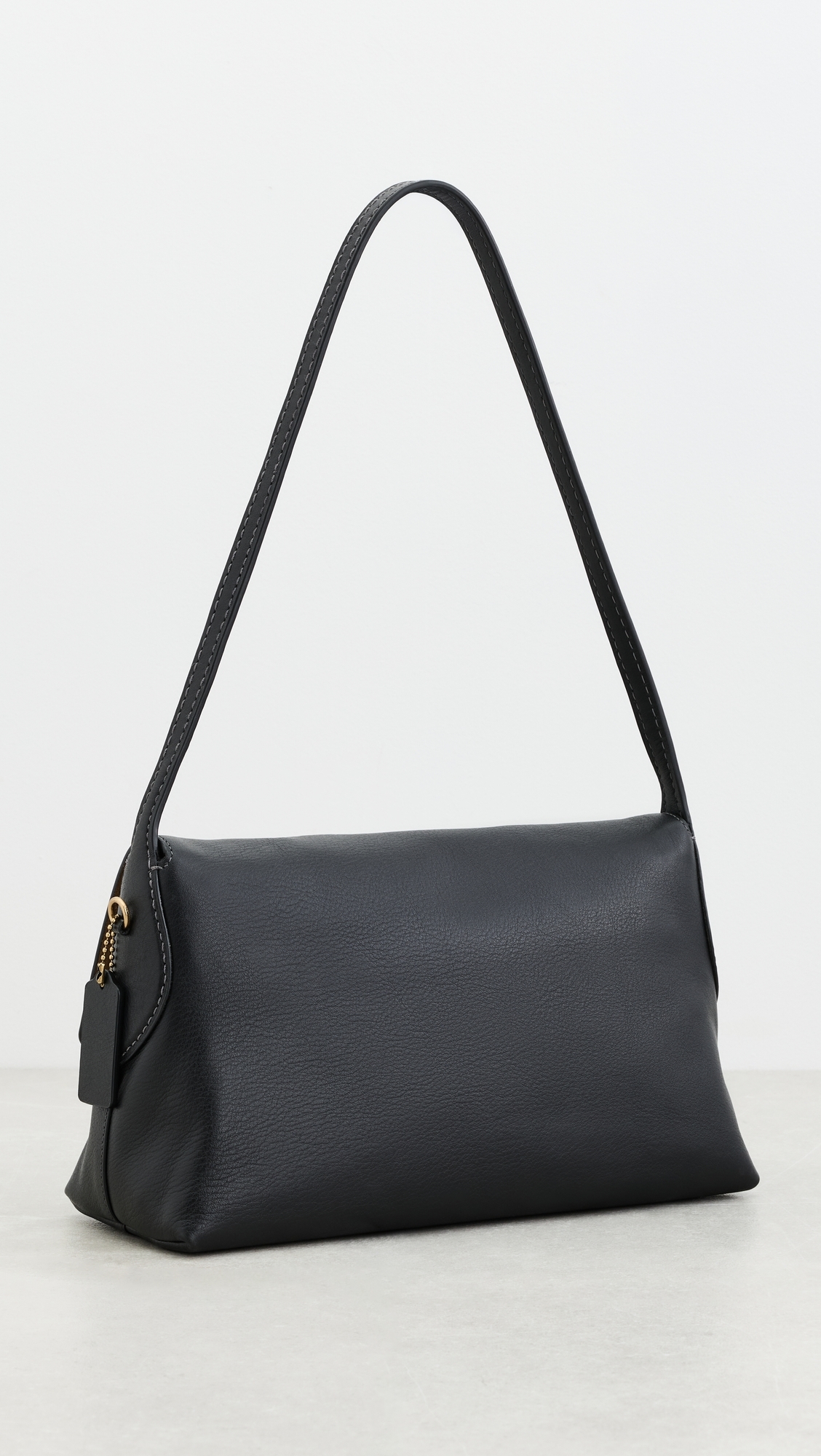 Natural Grain Leather Chelsea Shoulder Bag Black One Size