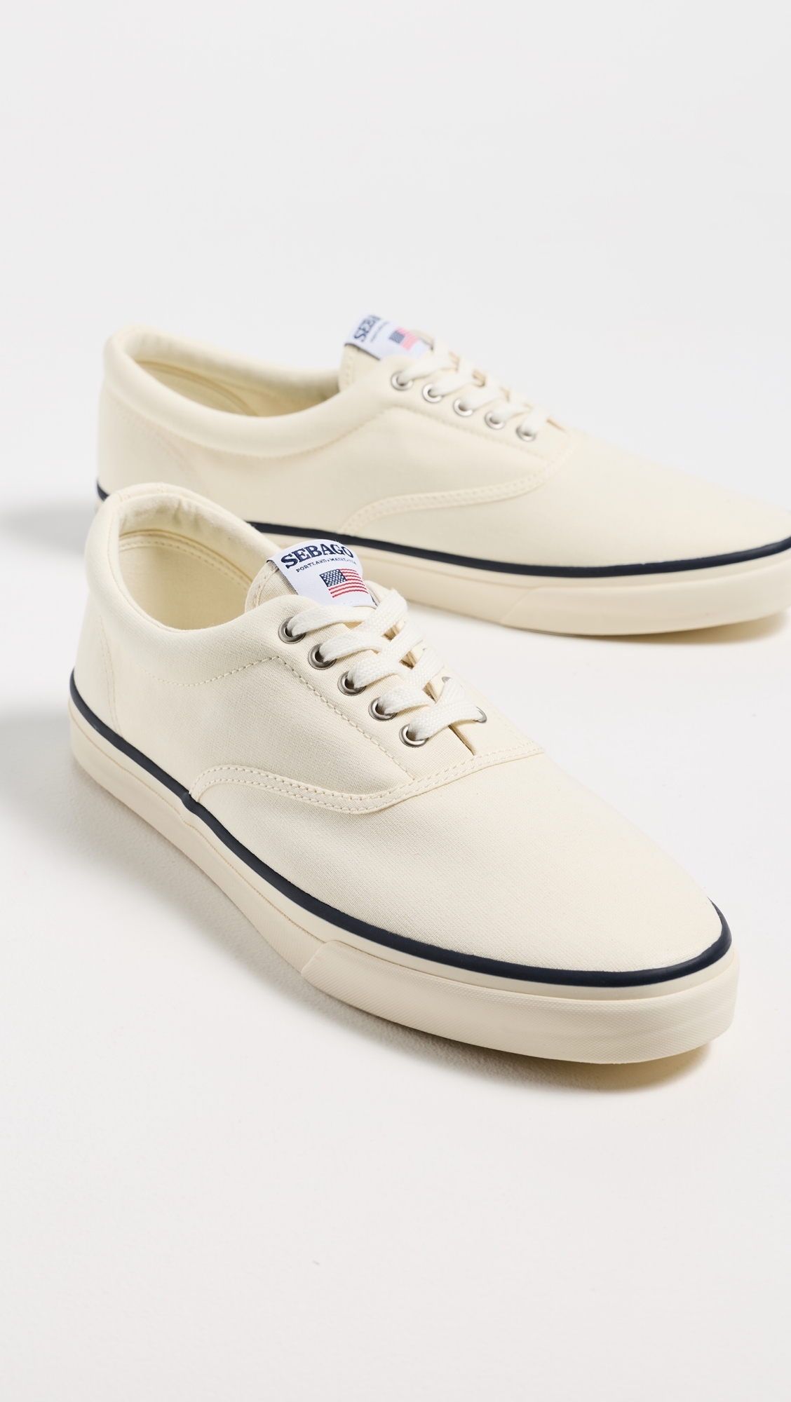 Hurricane Deck Sneakers White