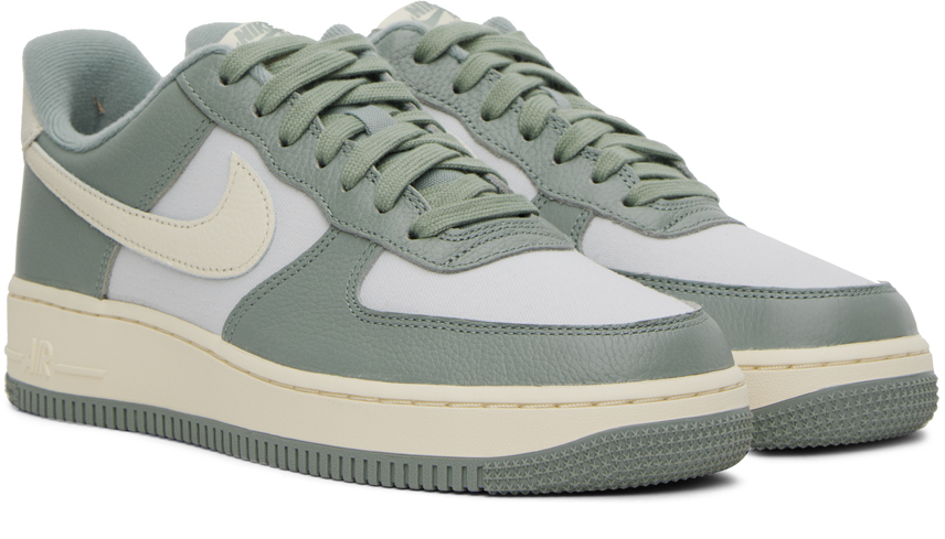 Green & Off-White Air Force 1 '07 Sneakers