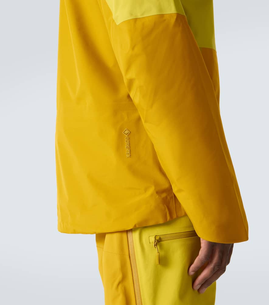 Norrøna Lofoten Gore-Tex ski jacket