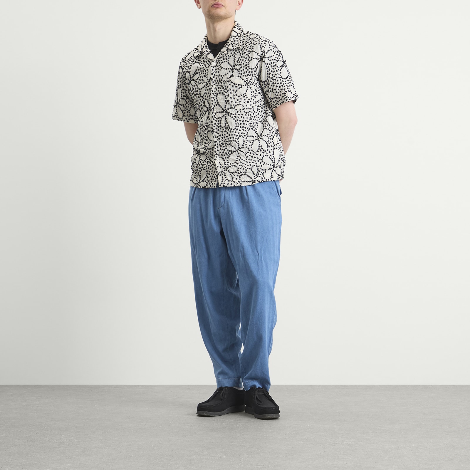 Men's Kantha Flower Road Shirt in Ecru/Black