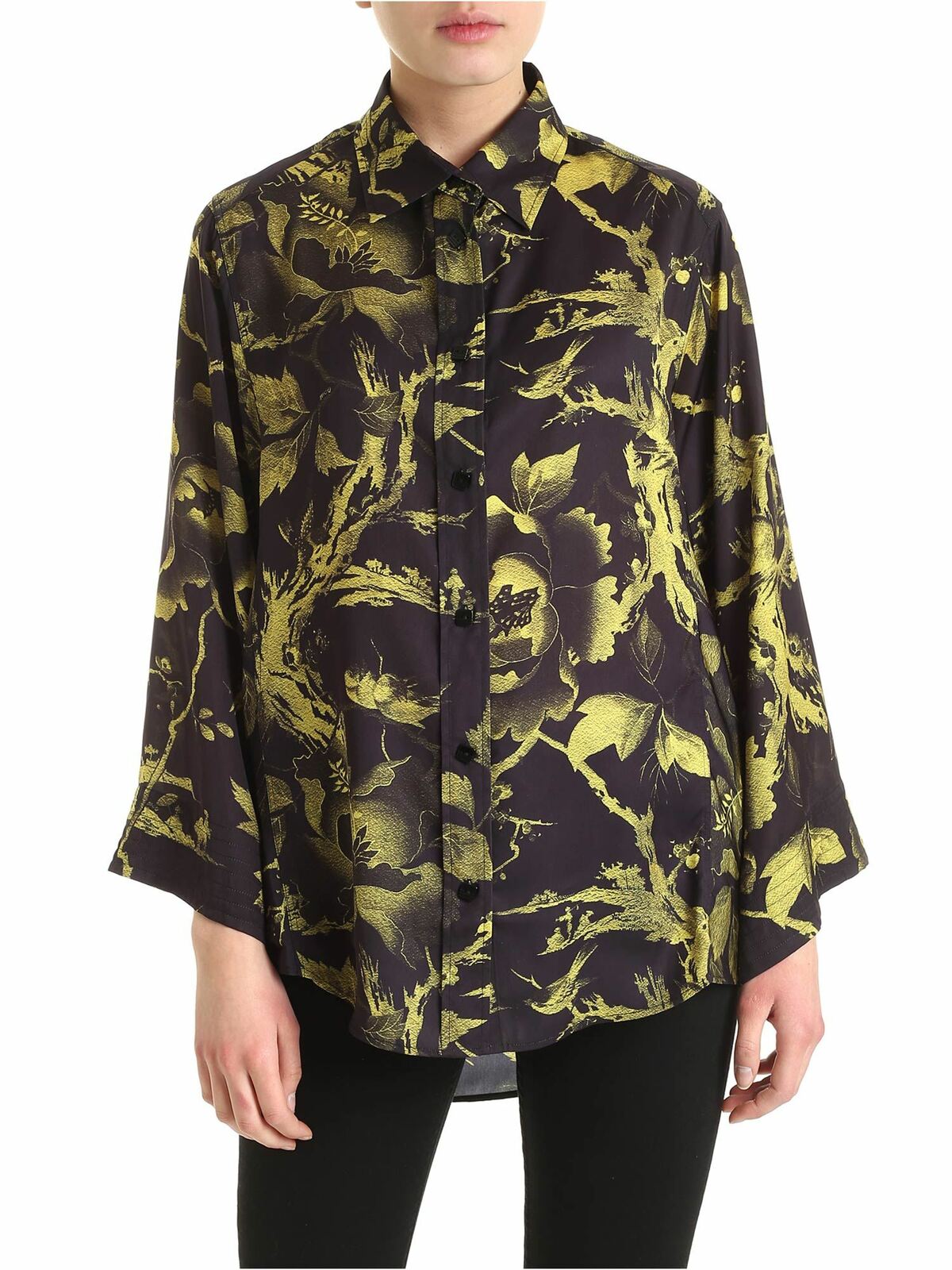 Yaemi shirt in black
