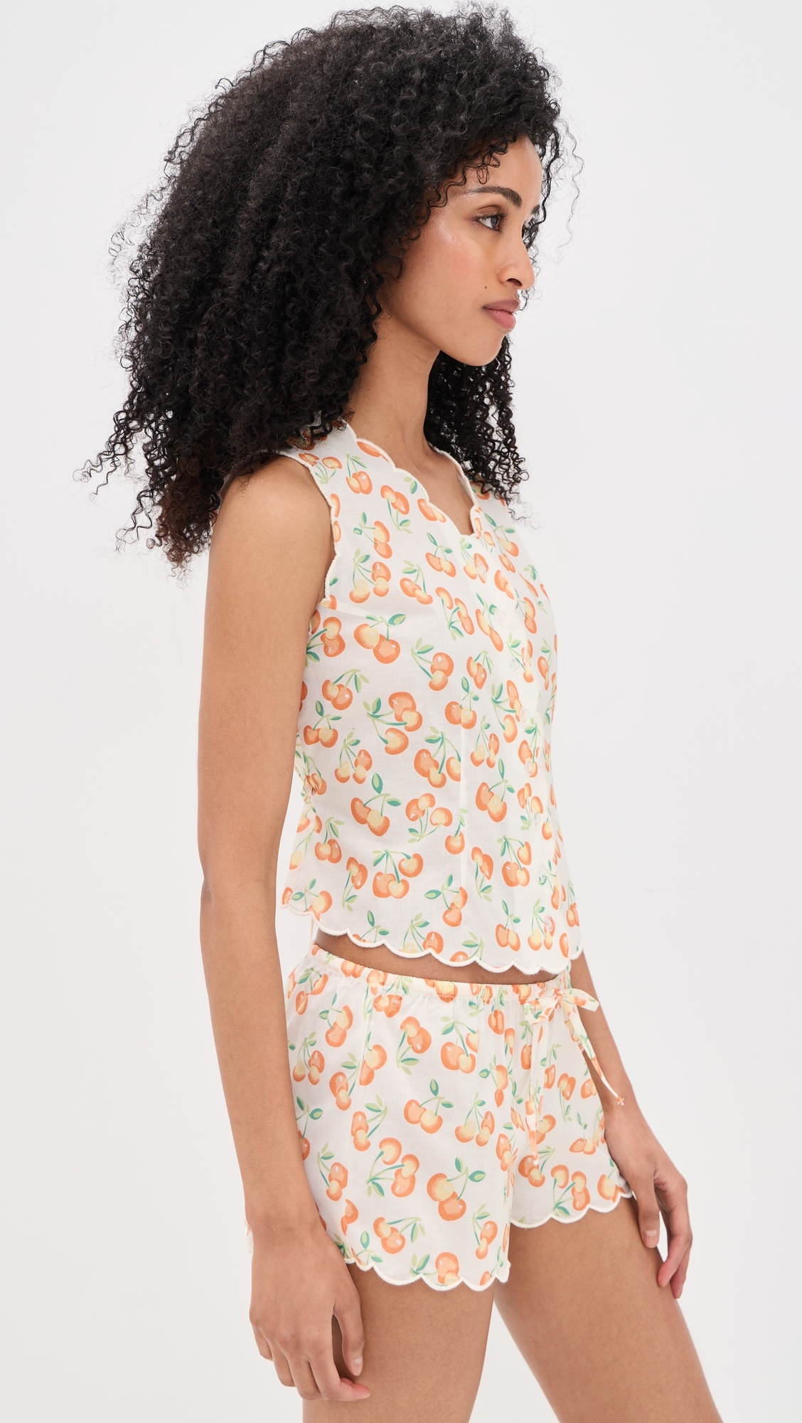 Sherbet Cherry Scalloped Top Cherry Sherbet