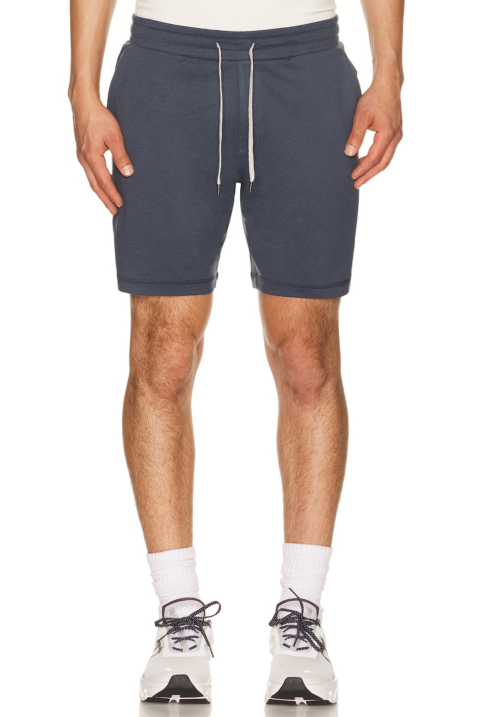 Vuori Ponto Performance 7 Short in Blue