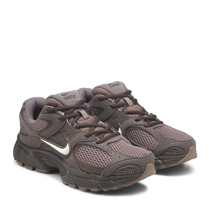 Men's V5 Rnr Sneakers (Chocolate/Off White)