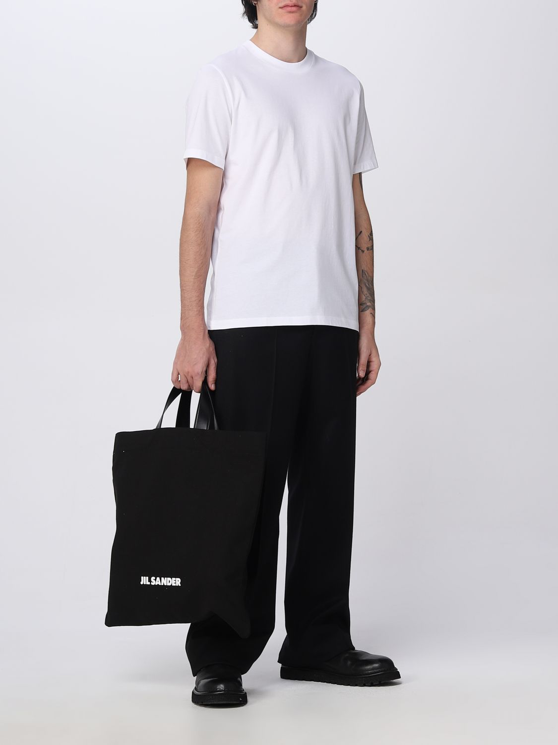 T-Shirt Men color Black