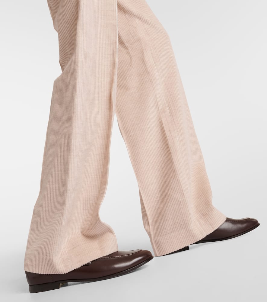 Straight pants