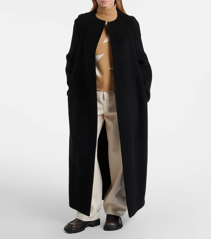 Wool-blend turtleneck sweater