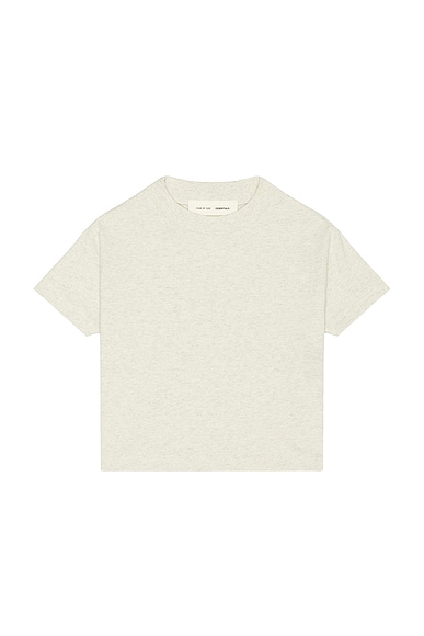 Fear of God ESSENTIALS Kids Classic Short Sleeve Tee in Oatmeal Heather - Grey. 2/3 also /5