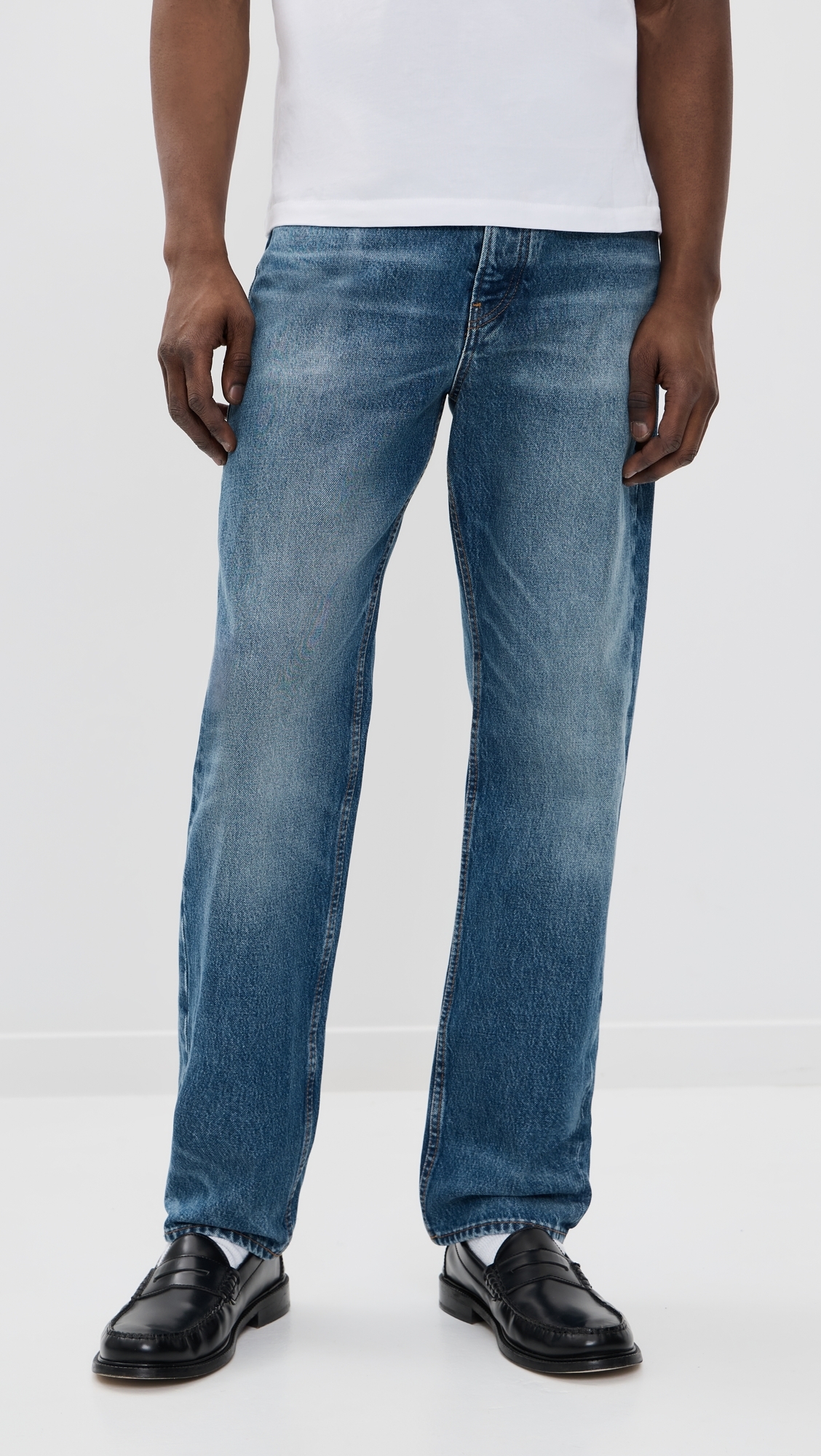The Straight Jeans Outland