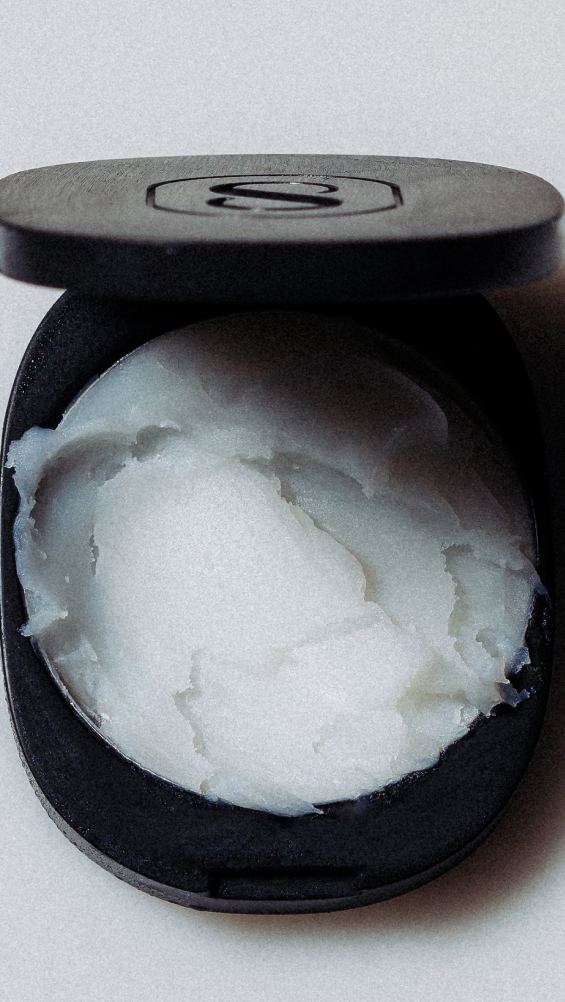 BRALESS: The Solid Perfume No Color 3.60 oz/ 102 g