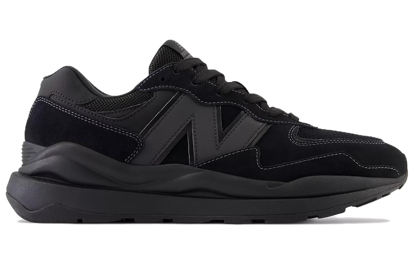 57/40 Shoes 'Black'