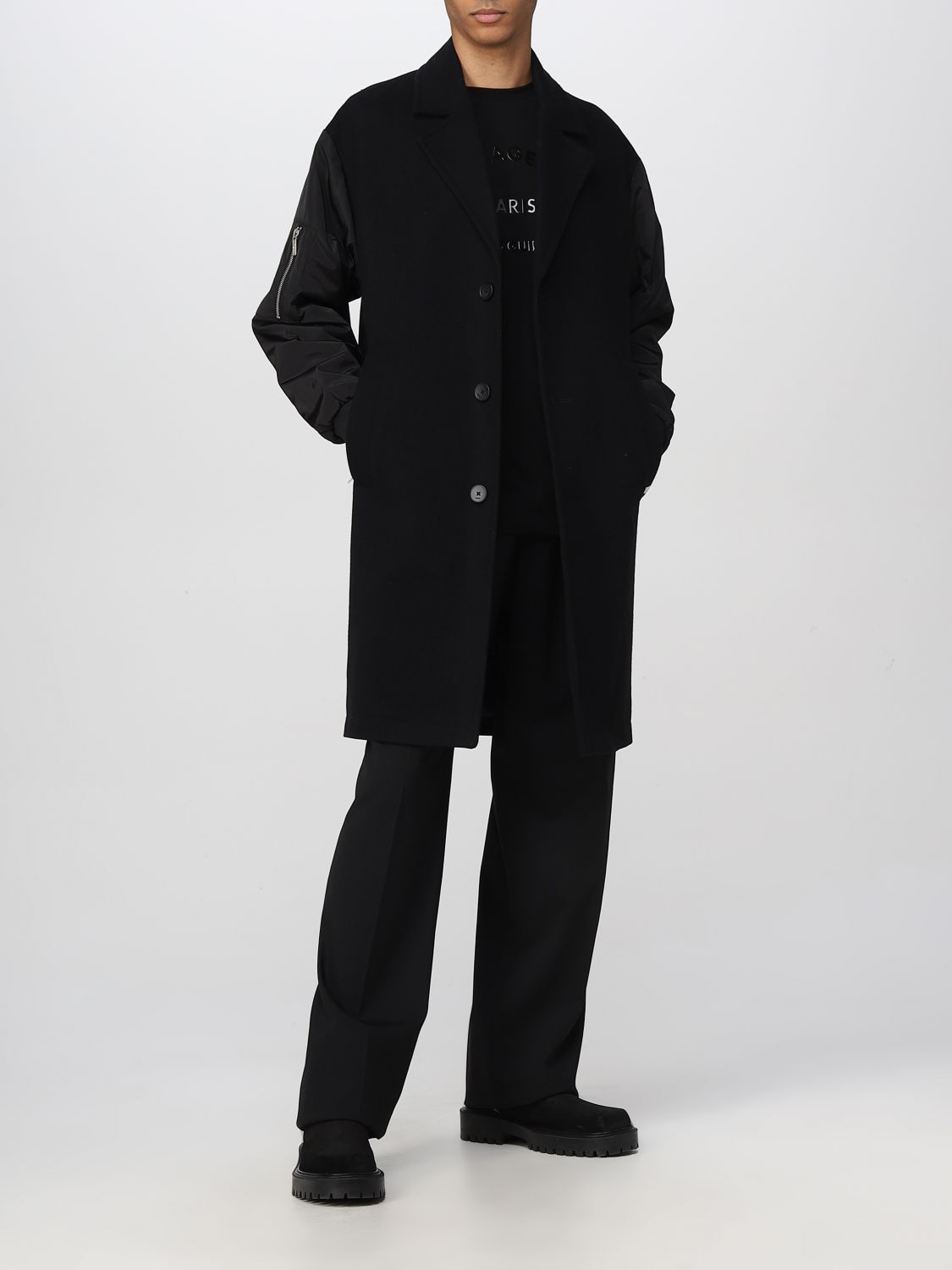 Coat Men color Black