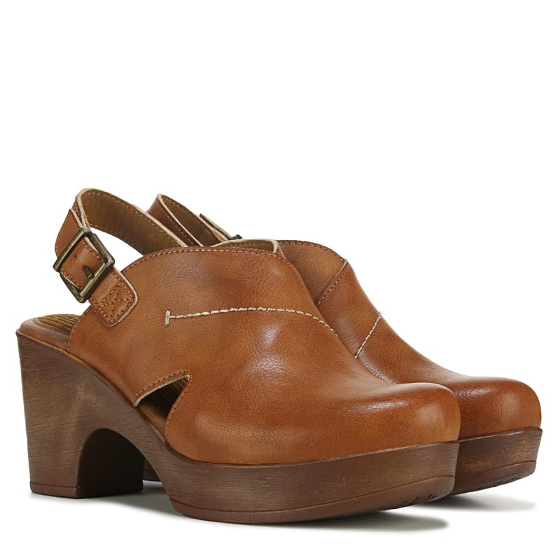 B. O.C. Women's Cecila Platform Clog Shoes (Tan)
