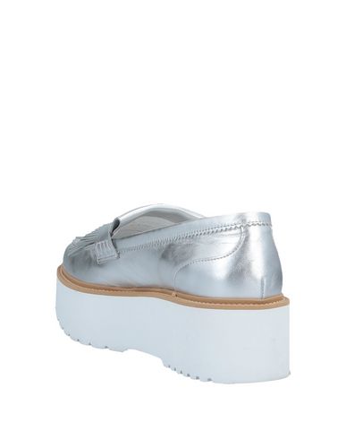 Woman Loafers Silver